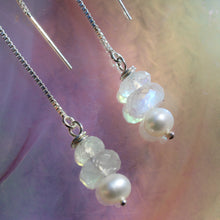 Load image into Gallery viewer, Moonstone + Pearl Threaders