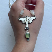 Load image into Gallery viewer, Luna’s Light Necklace