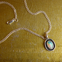 Load image into Gallery viewer, Opal Shadow