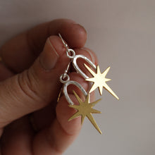 Load image into Gallery viewer, Star Arch Earrings